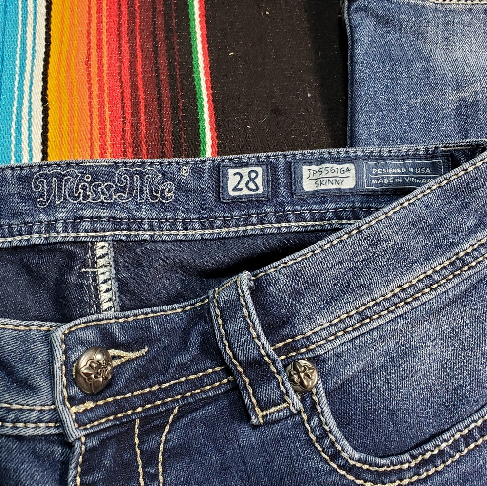 Jeans - Picture 2 of 6